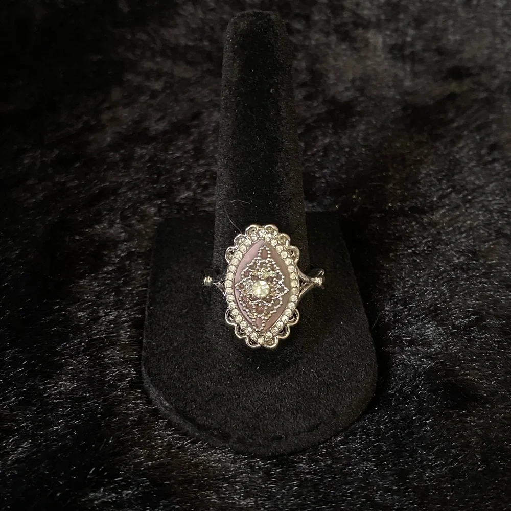 Inlay Design Mother Of Pearl Diamond Ring